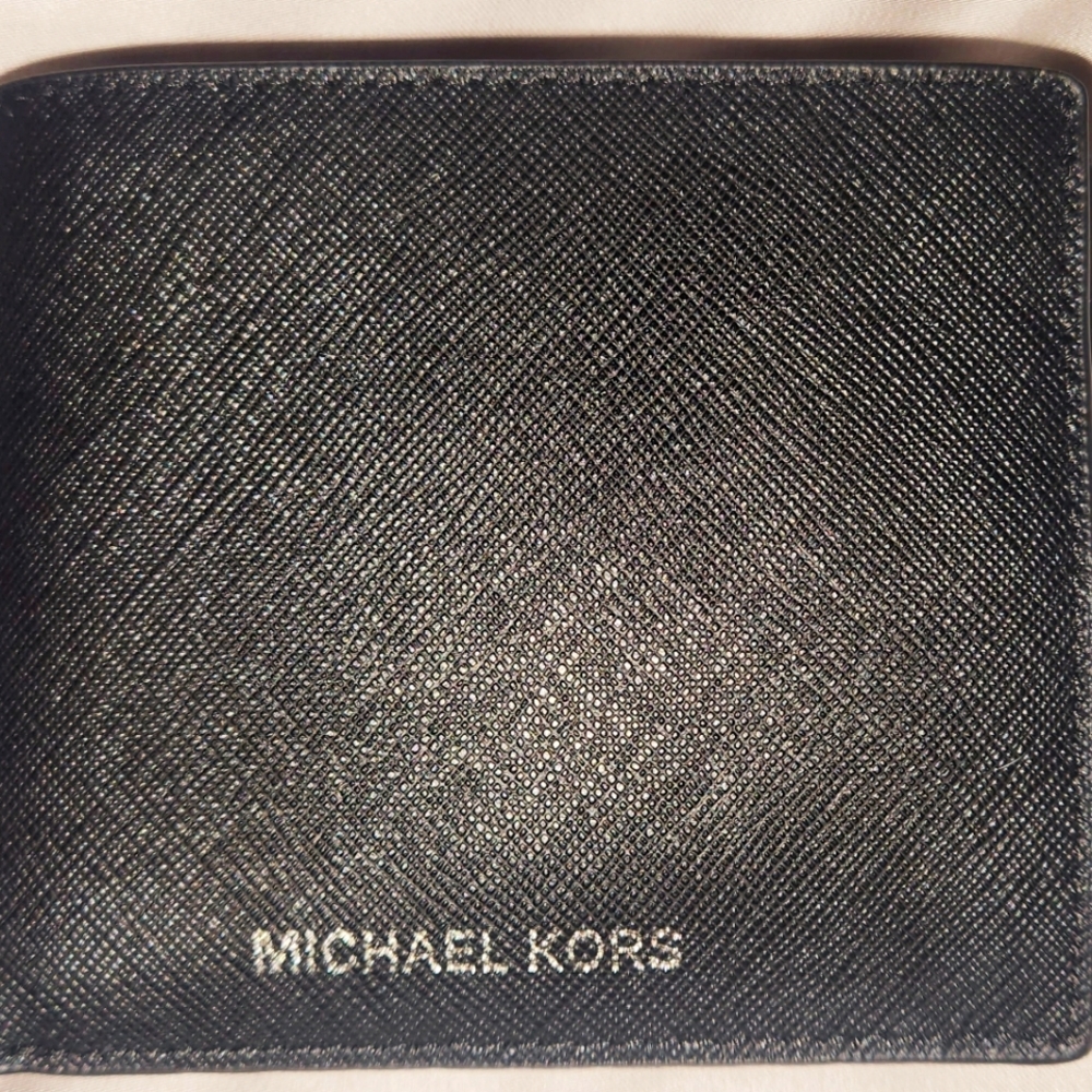 Michael Kors crossgrain wallet